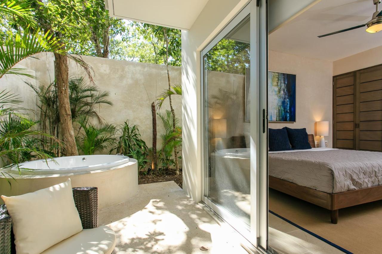 Charming Nature-Inspired Condos With Sultry Surroundings By Stella Rentals Tulum Bagian luar foto